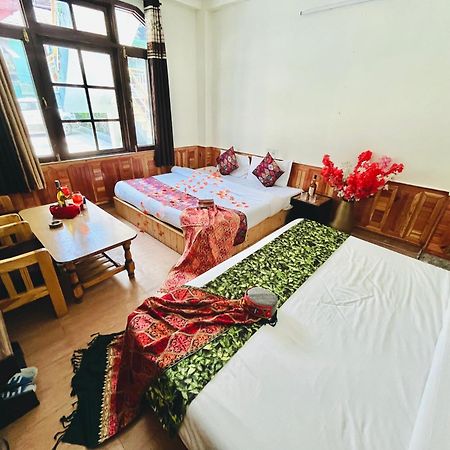 Hotel Pablo Escobar Kasol Bagian luar foto