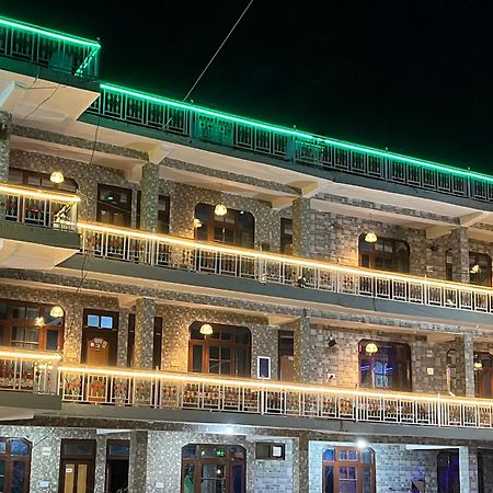 Hotel Pablo Escobar Kasol Bagian luar foto