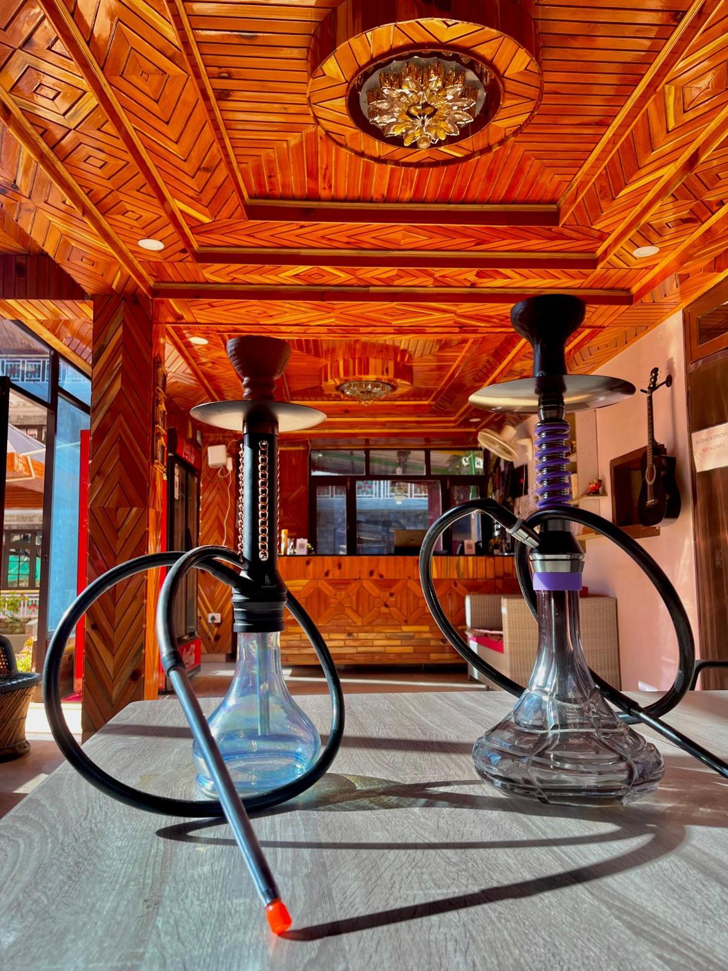 Hotel Pablo Escobar Kasol Bagian luar foto