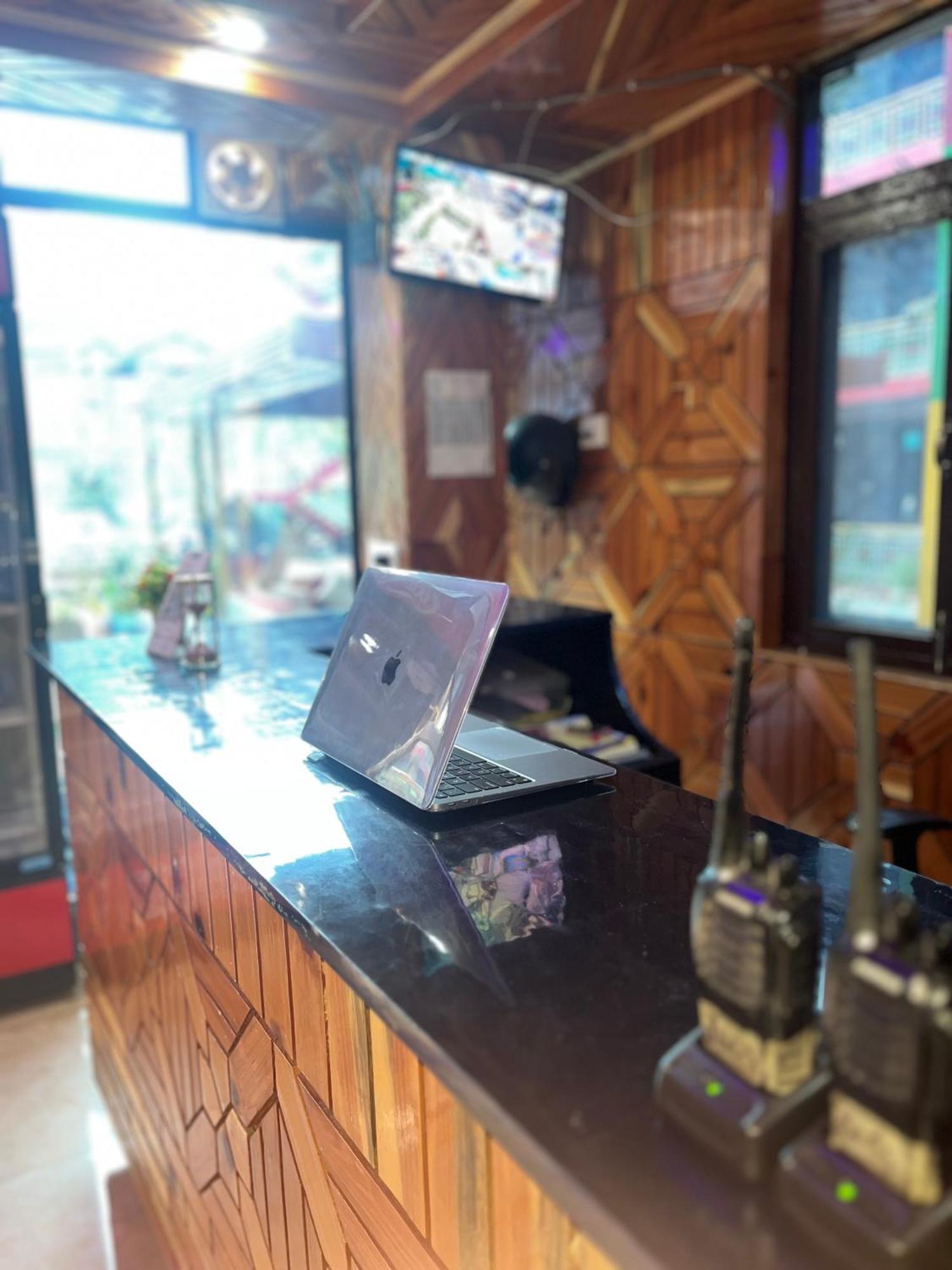 Hotel Pablo Escobar Kasol Bagian luar foto